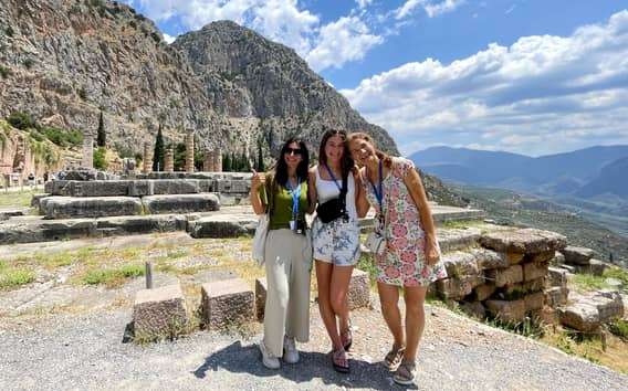 Athènes : Delphes, musée de Delphes et Arachova Excursion d'une journée avec guide