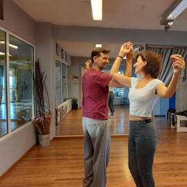Athènes : apprenez les danses grecques avec une douceur sucrée