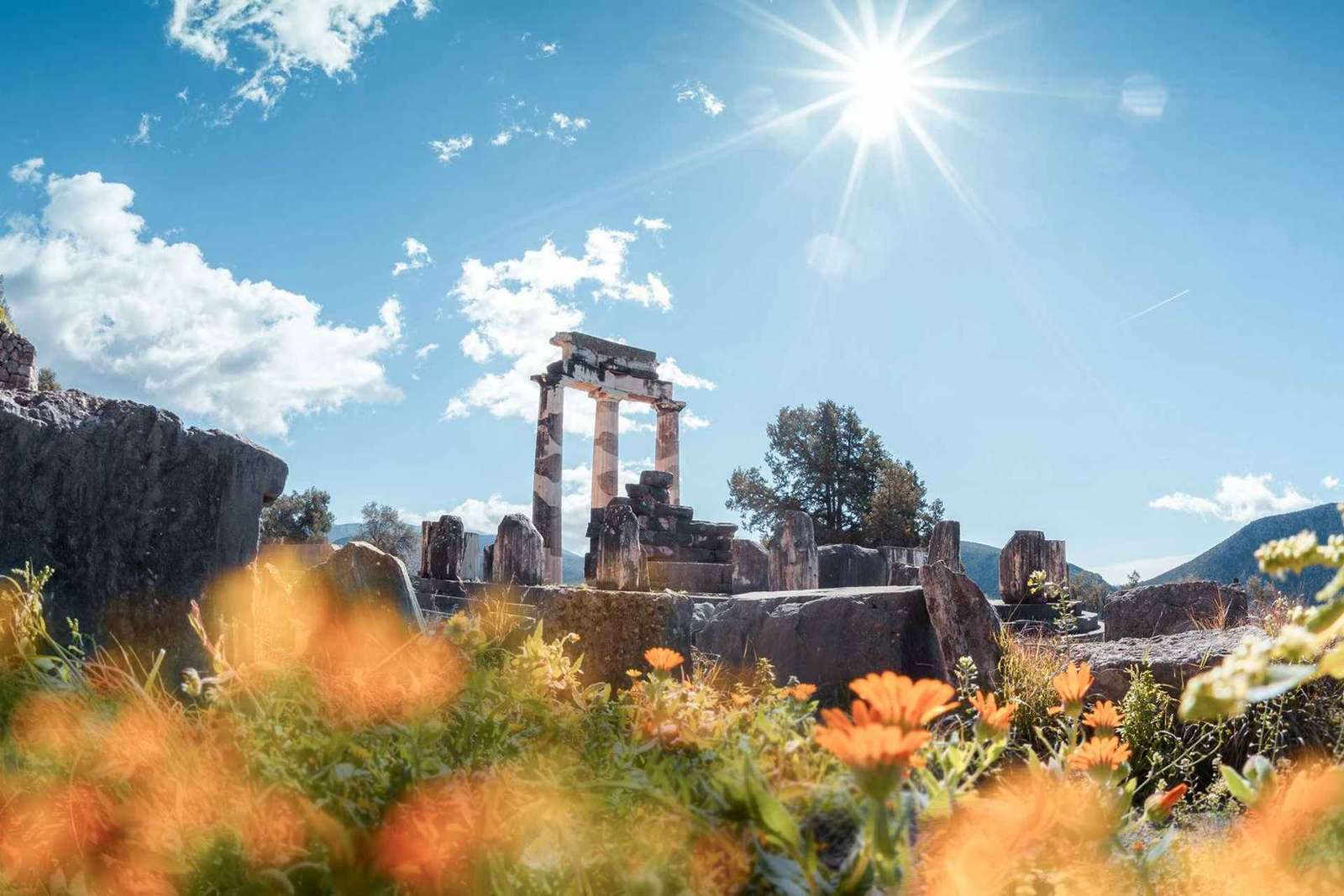 Athènes : Excursion d'une journée à Delphes, dans la grotte des Coryciens et sur le champ de bataille de l'an 300