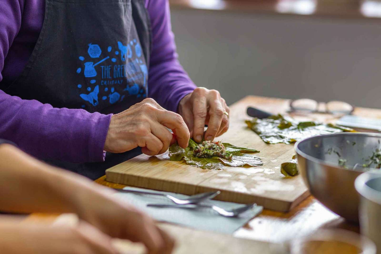 Athènes : Visite d'un marché alimentaire et cours de cuisine avec vin