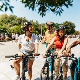Athènes : Excursion d'une journée à vélo électrique