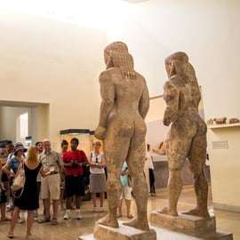 Athènes : Excursion d'une journée à Delphes et Arachova avec guide et billet d'entrée