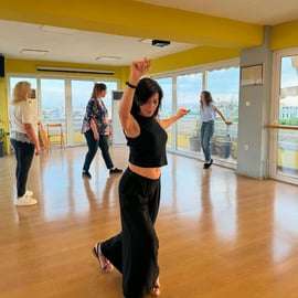 Athènes : apprenez les danses grecques avec une douceur sucrée