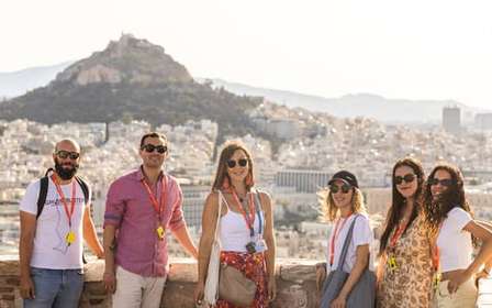 Au départ de la croisière commentée : visite de l'Acropole et des hauts lieux d'Athènes