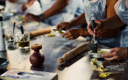 Cours de cuisine grecque avec vue sur l'Acropole
