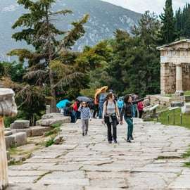 Depuis Athènes : Excursion d'une journée à Delphes et Arachova avec audioguide