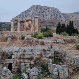 Au départ d'Athènes : Corinthe antique et Canal de Corinthe visite privée