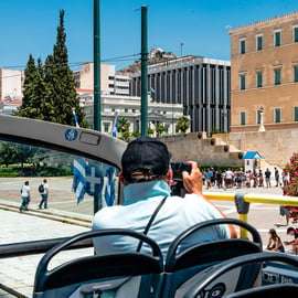 Athènes : Bus à arrêts multiples à arrêts multiples à Athènes.