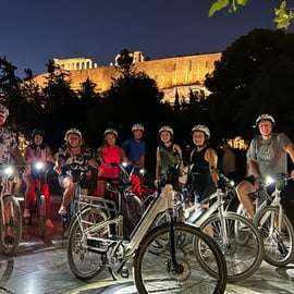 Athènes : 2 heures d'excursion en E-Bike après le coucher du soleil
