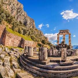 Au départ d'Athènes : Delphes : visite d'une jounée audioguidée avec V.R.