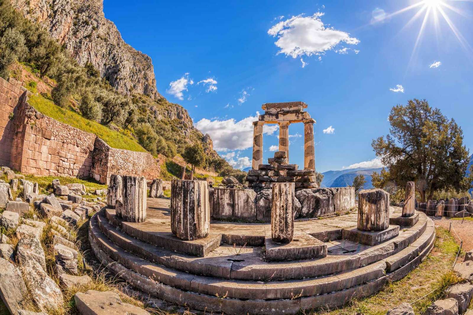 Au départ d'Athènes : Delphes : visite d'une jounée audioguidée avec V.R.