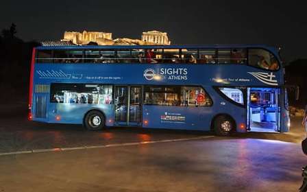 Visite panoramique d'Athènes de nuit en bus à impériale ouvert