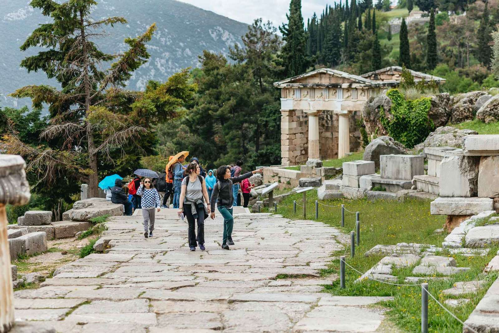 Depuis Athènes : Excursion d'une journée à Delphes et Arachova avec audioguide