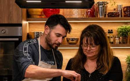 Cuisinez comme un Grec lors d'un cours de cuisine au cœur d'Athènes