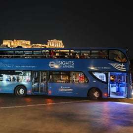 Visite panoramique d'Athènes de nuit en bus à impériale ouvert