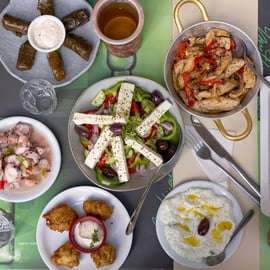 Athènes : Visite culinaire à pied en soirée