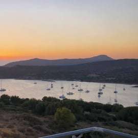 Athènes : Bus à arrêts à arrêts multiples et visite du Cap Sounion au coucher du soleil