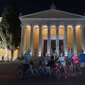Athènes : 2 heures d'excursion en E-Bike après le coucher du soleil