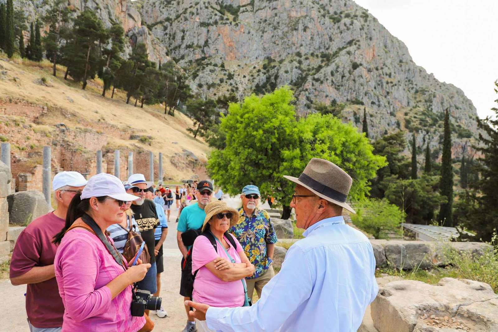 Athènes : Excursion d'une journée à Delphes et Arachova avec guide et billet d'entrée