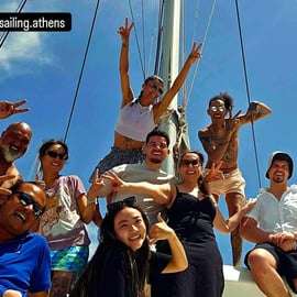 Athènes : Excursion en catamaran sur la Riviera avec repas et boissons