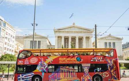 Athènes : Visite guidée de la ville en bus avec montée et descente rapides